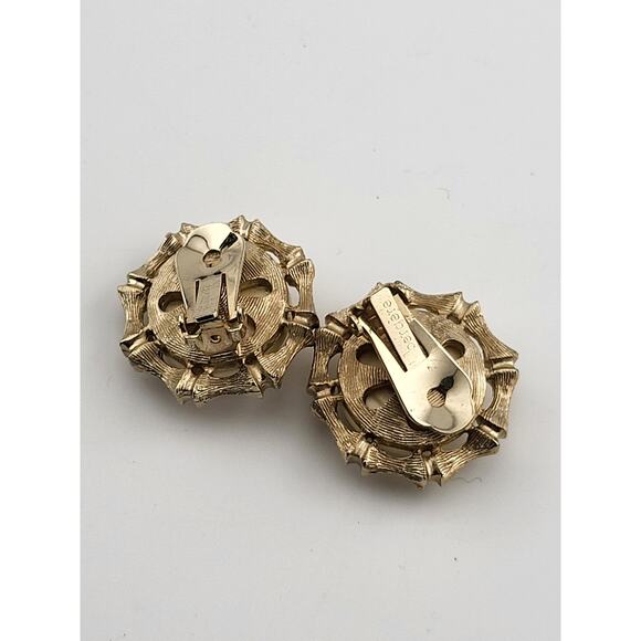 Vintage Bergere Gold Tone Clip On Earrings 1" Textured Round Dome - Picture 3 of 5
